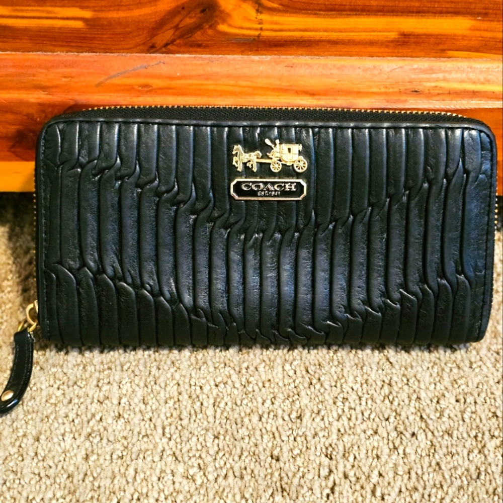 Coach Madison Gathered Leather Accordion Zip Wallet